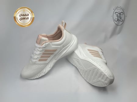 حذاء نسائي رياضي