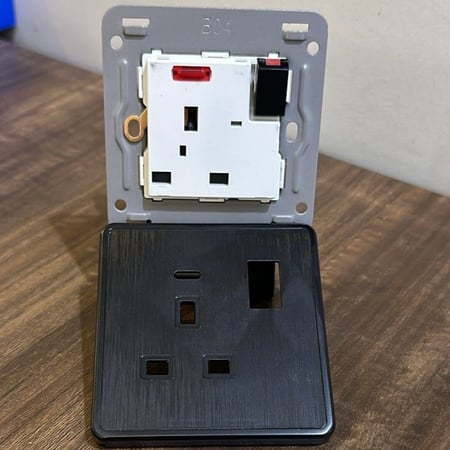 افياش ومفاتيح