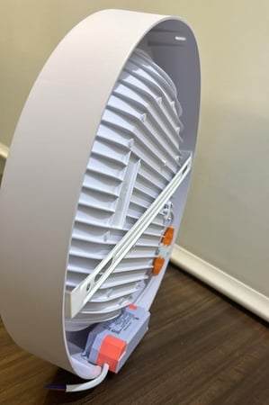 سبورت لايت لطش كوب 50 واط 12 بوصة ضمان ثلاث سنوات