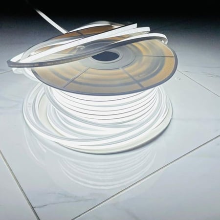 شريط اضاءة مرن ليد 50 متر  ضمان 2 سنوات