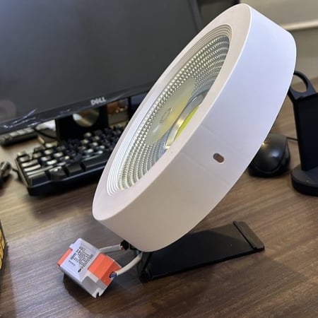 سبوت لايت لطش كوب 30 واط 20 سم ثلاثة لون