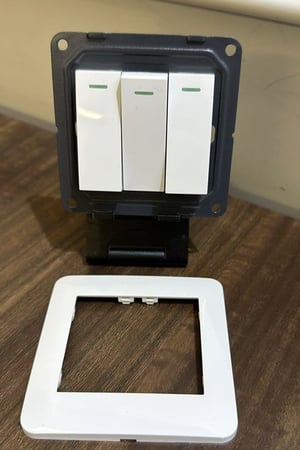 افياش ومفاتيح