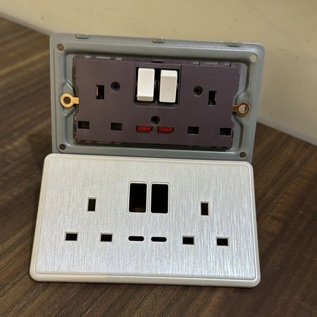 افياش ومفاتيح