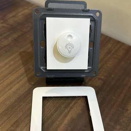 افياش ومفاتيح