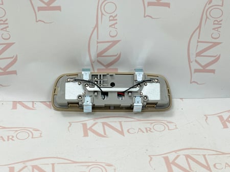 لمبة سقف امامي كامري 1998-2002 بيج