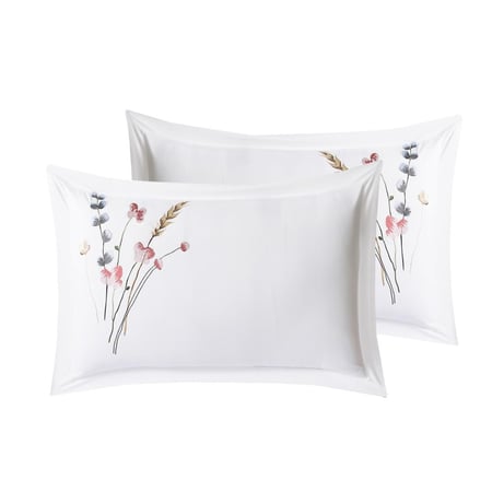 مفرش سرير مطرز