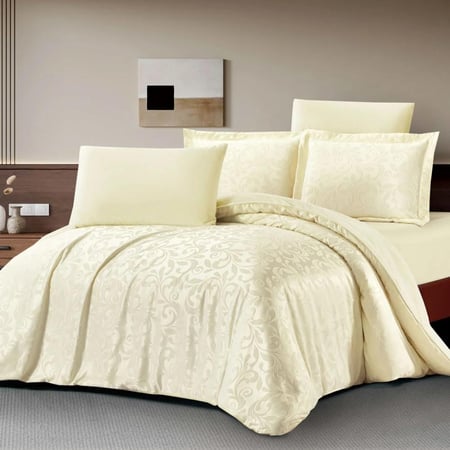 مفرش ساريف شتوي فاخر مقاس كوين 150x200 سم  مخمل جاكارد  كريمي  عدد القطع 4