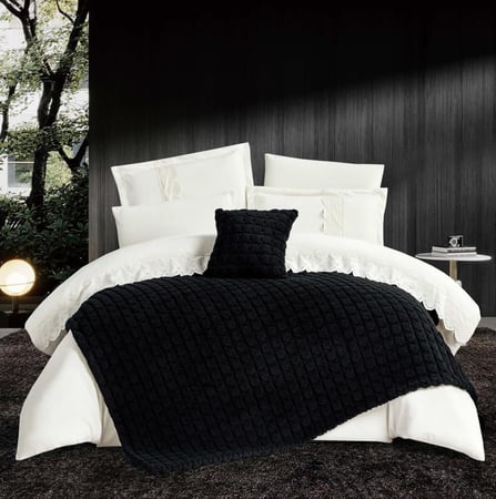 مفرش فرنزي فرو ناعم مزدوج أبيض مع بطانية أسود عدد القطع 8