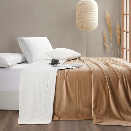 بطانية فاليريو مخمل فرو شتوي مفرد ونص بيج مقاس 220x160 سم