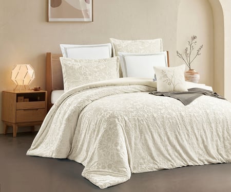 مفرش روان شتوي مزدوج جاكارد كريمي عدد القطع 7