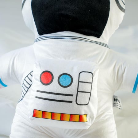 دمية أطفال على شكل رائد فضاء أبيض فرو ناعم