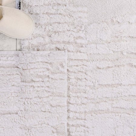 طقم دعاسة أرضية نورا تركي فرو كريمي عدد القطع 2