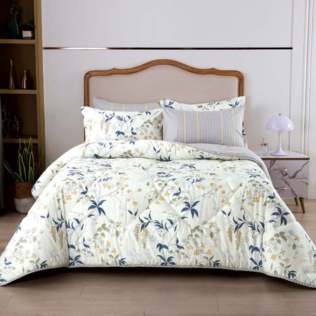 مفرش سمر لاند قطن 100% مفرد و نص برسومات الزهور كريمي و رصاصي  عدد القطع 4