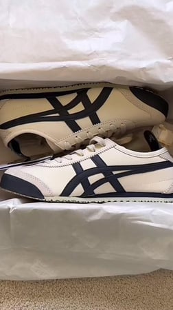 Onitsuka Tiger Mexico 66  Cream Black