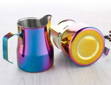 إبريق حليب 500 مل ستانلس ستيل متعدد الألوان بمقبض للكابتشينو وفن اللاتيه