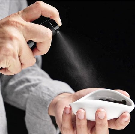 طقم قهوة V60 للتقطير 12 قطعة مع إبريق وقطارة وغلاية ومطحنة وميزان