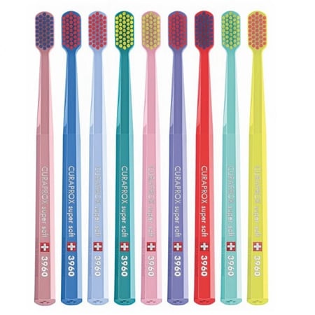 فرشاة اسنان كيورابروكس 3960