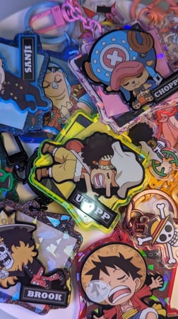 ميدالية لوفي ون بيس ، مرخصة رسمي ( أصلية ).