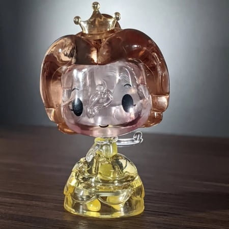 فيقرز شخصية بيل من عالم ديزني ، تركيب على هيئة كريستال