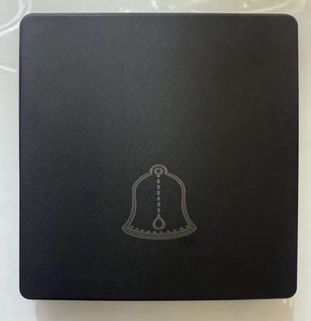 مفتاح جرس اسود