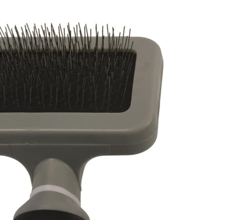 دوفو فرشاة ناعمة Slicker Brush L
