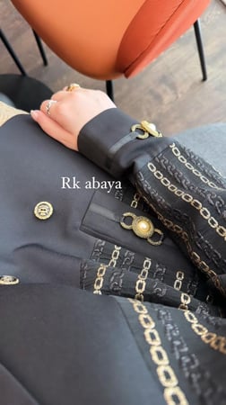 اسود بليزر بقماش حلقات ذهبي ونحاسي  القماش صيفي