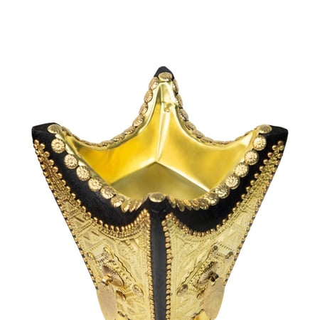 مبخرة حايلية كبيرة مطعمة بالنحاس