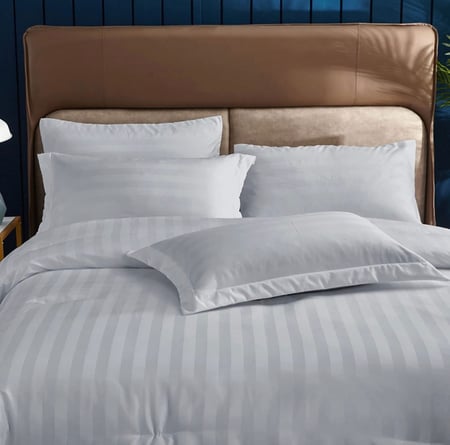 LB طقم فندقي مزدوج مخطط اللون فضي 7 قطع