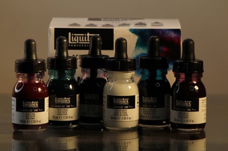 أحبار أكريليك احبار سكب حبر اكريليك