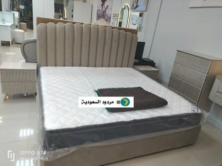 سرير متوفر عدة مقاسات