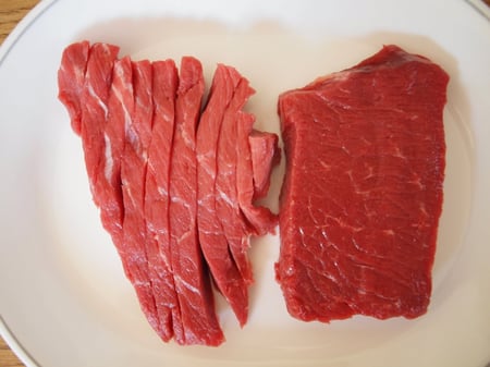 لحم بقر هريس طازج بدون شحم  (1كلغم)