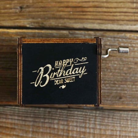 صندوق موسيقى أسود Happy Birthday