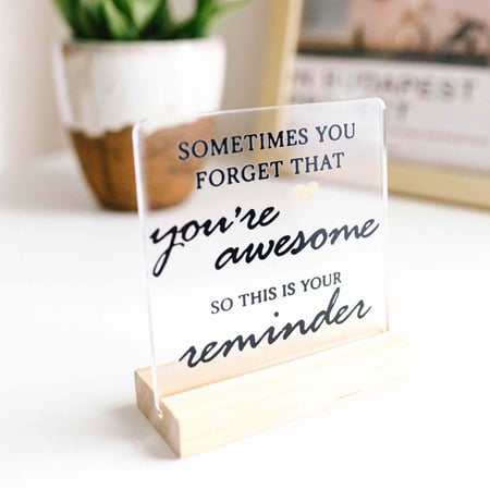 لوحة مكتب You Are Awesome