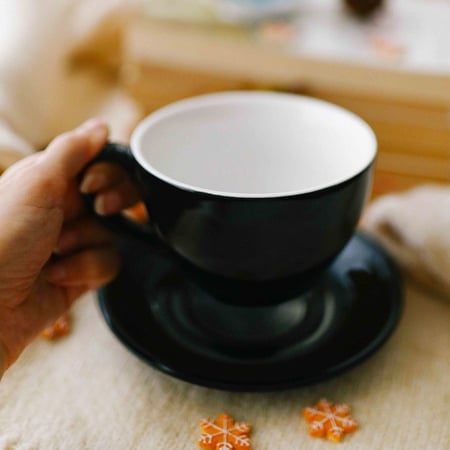 كوب سيراميك لاتيه مع صحن أكواب قهوة أسود خزف كوب متجر هدايا ركن القهوة