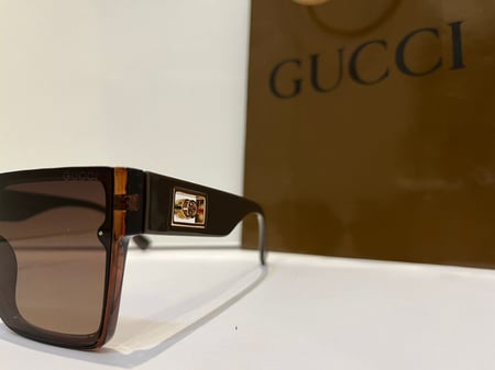 نظارة قوتشي (10940)