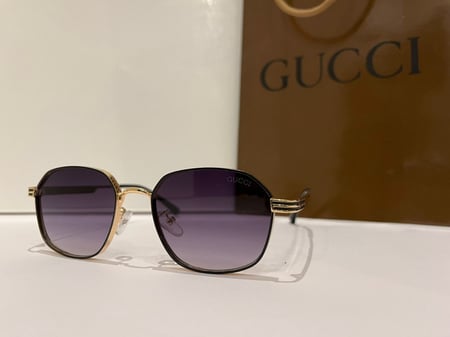 نظارة قوتشي (10939)