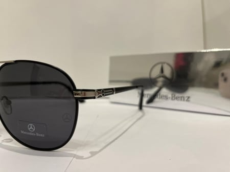 نظارة مرسيدس (10689)