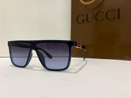 نظارة قوتشي (10877)