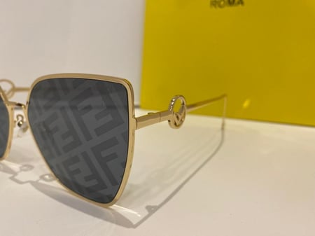 نظارة فندي (10130)