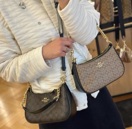 حقيبة كوتش تيري كتف