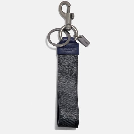 ميدالية مفاتيح ماركة كوتش