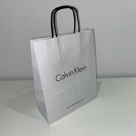 كيس كالفن كلاين