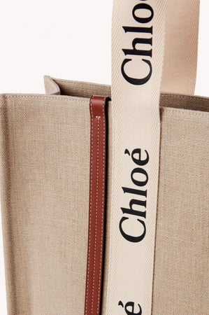 شنطه ماركه كلوي اصلية توتي كبيره