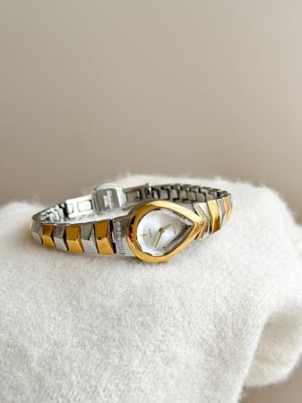 ساعة سكوت نسائية ستيل لون فضي ذهبي