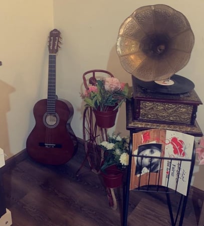 سعودي ميوزك - الات موسيقية - جيتار ايرسي كلاسيك بني