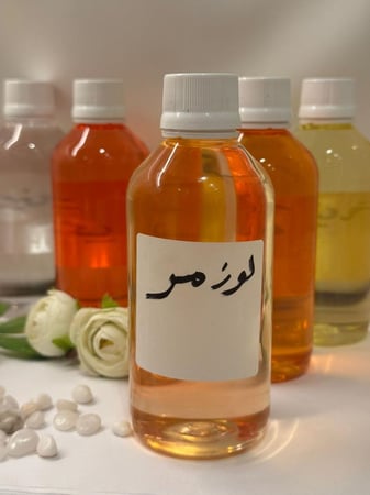 زيت اللوز المر