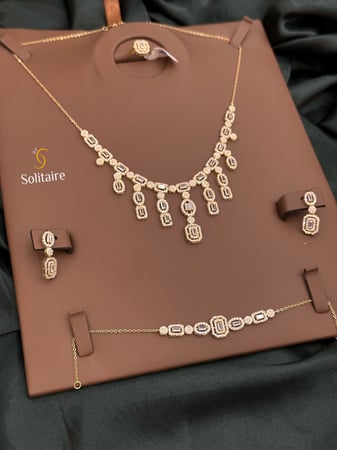 طقم تصميم الالماس ابيض