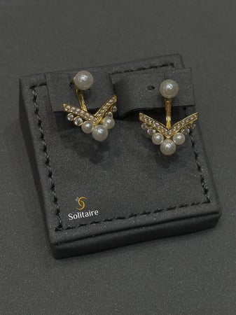 حلق تصميم الالماس 18k