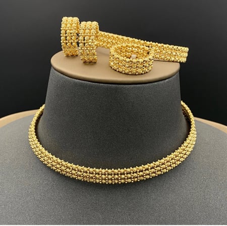 طقم دوريكا 3 ادوار ذهبي 18k