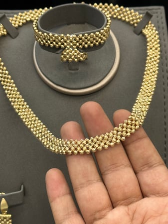 طقم ايطالي ذهب خالص 18k